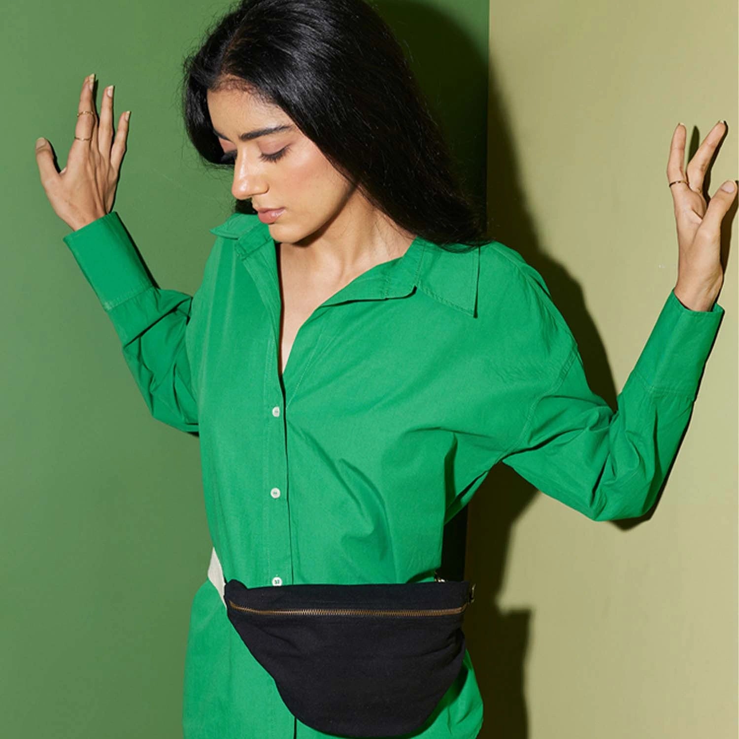 "Safira Banana Bag for pets"