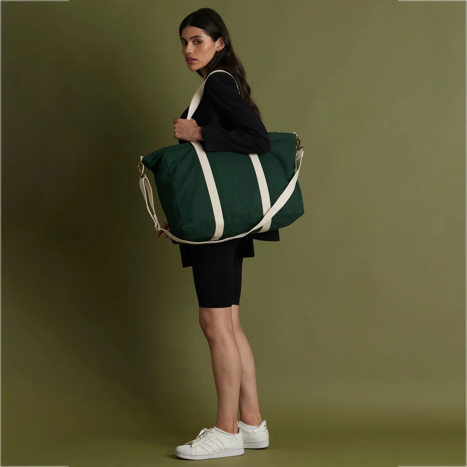 Sun J Bag Large with top handle and adjustable crossbody strap