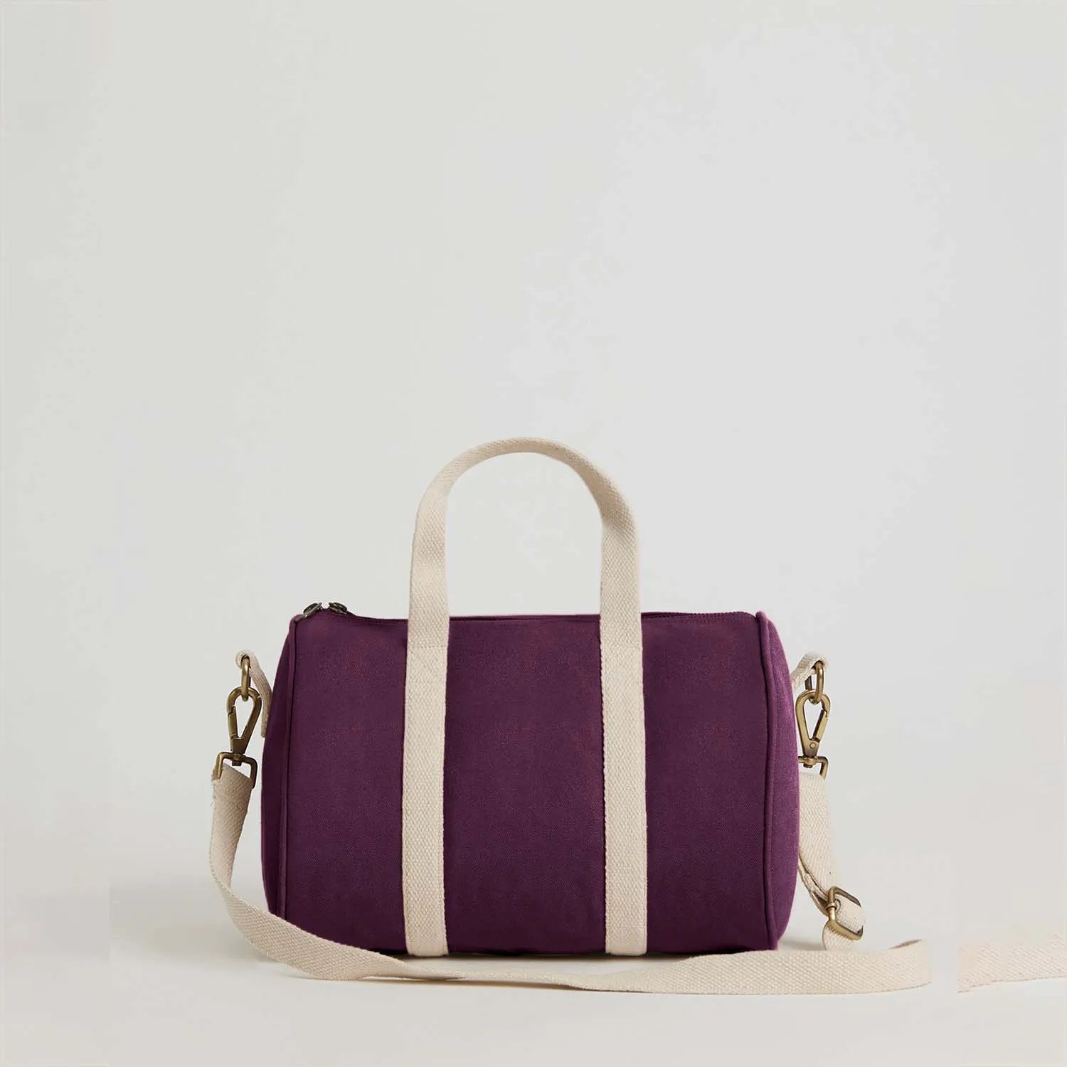 Designed for working professionals, our Happy Boston Small Travel Bag