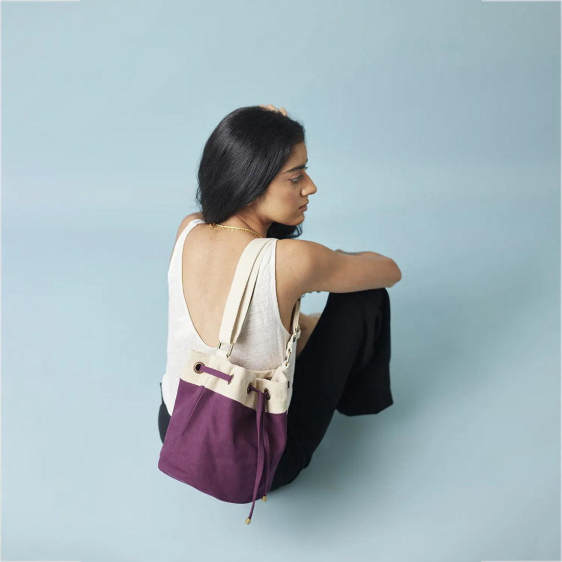 Dog D Originals Ria Bucket Bag in Burgundy Color
