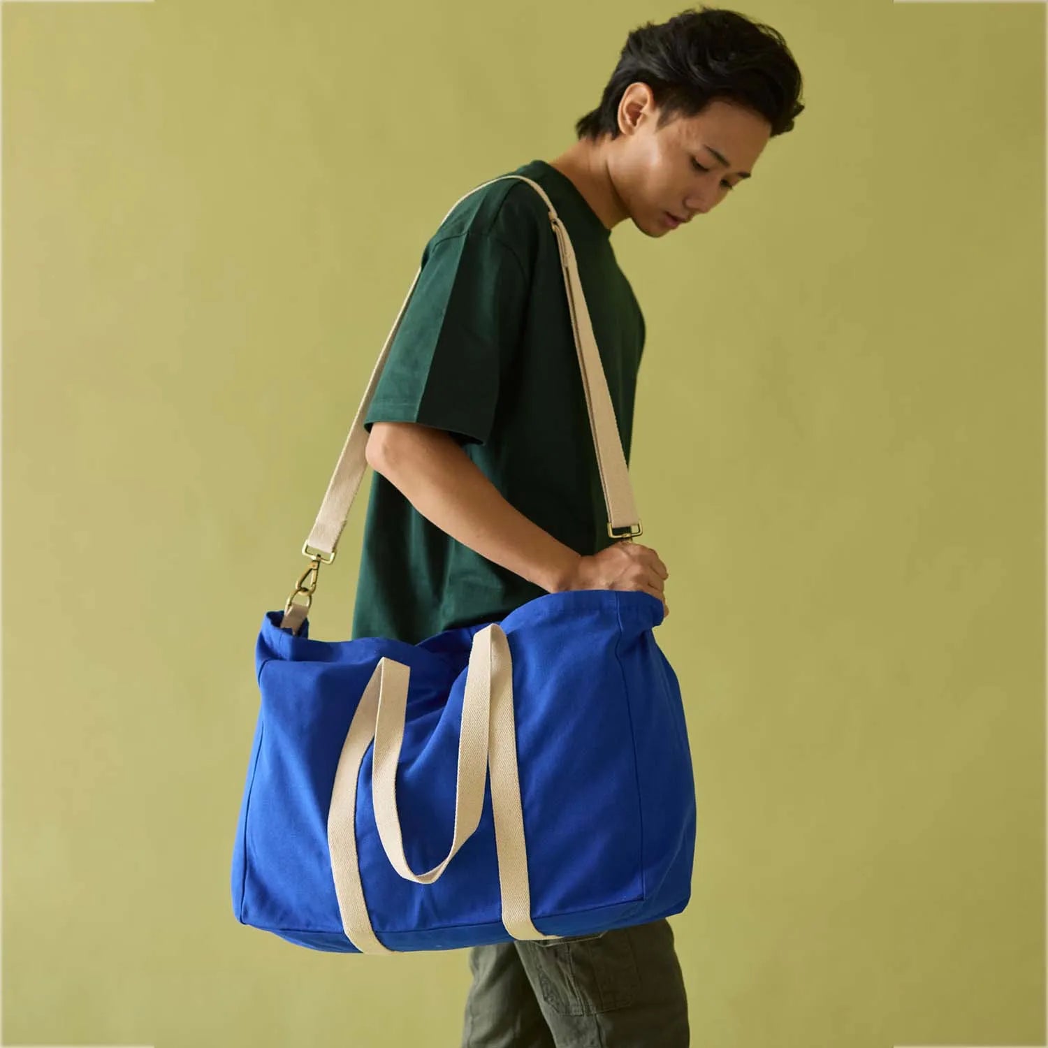 Sun J Bag Large made from high-quality cotton canvas with soft cotton lining