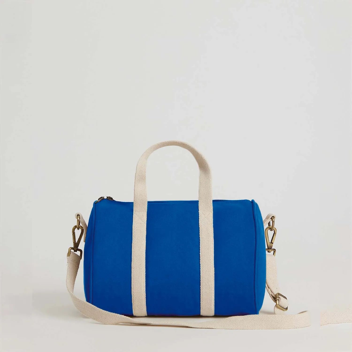 Practically functional for daily use, our happy Boston women's duffle bag