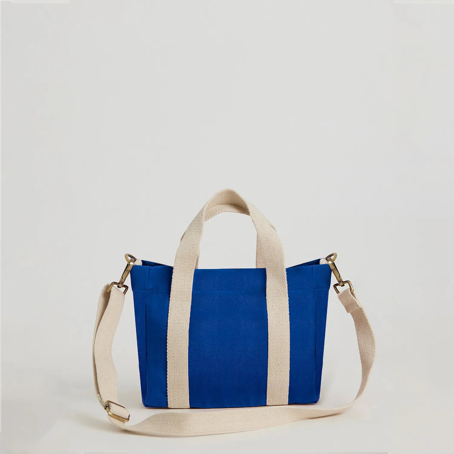 Perfect small bag for travel, work, or leisure