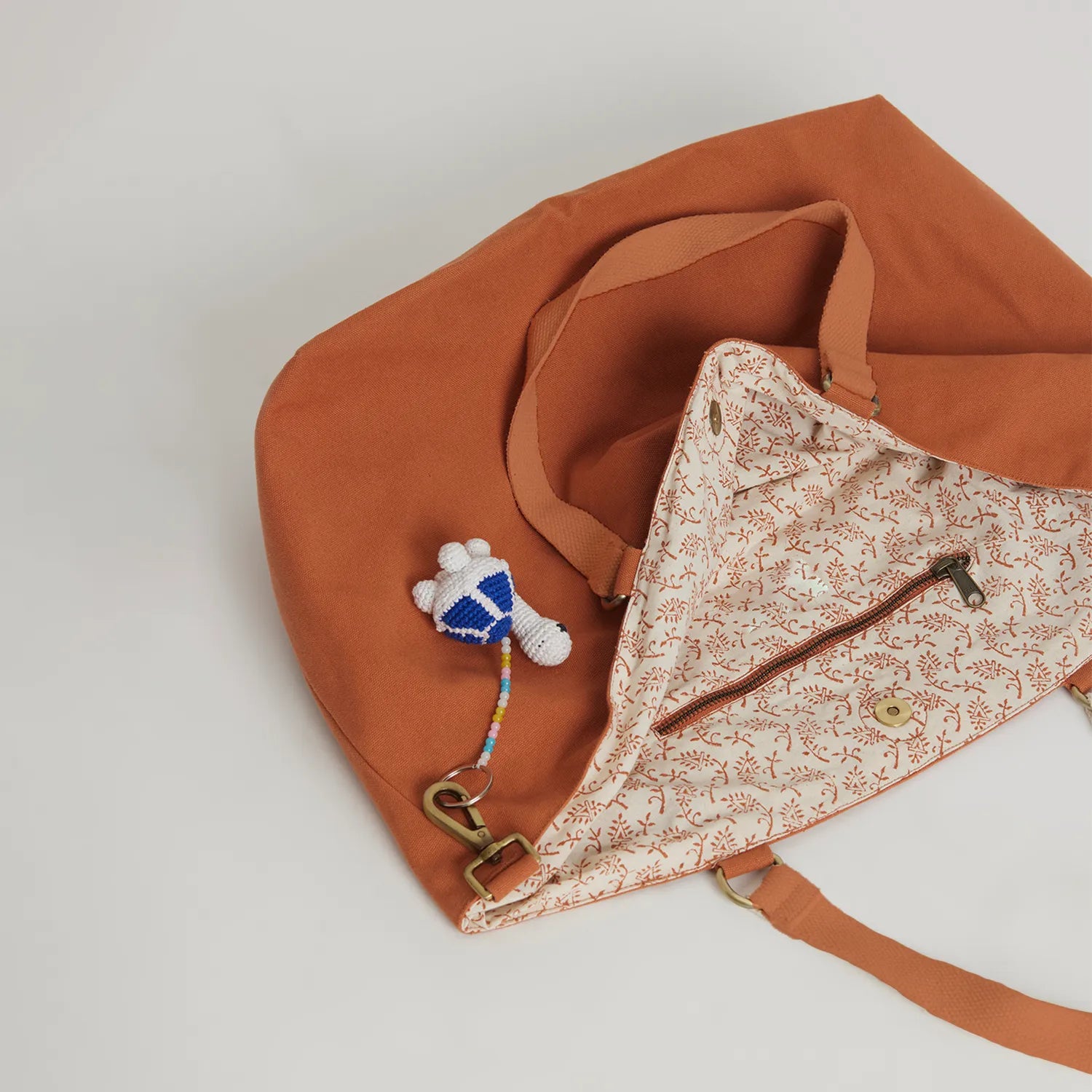 Crafted with long-lasting material, our Faf Office Handbag for Women Online