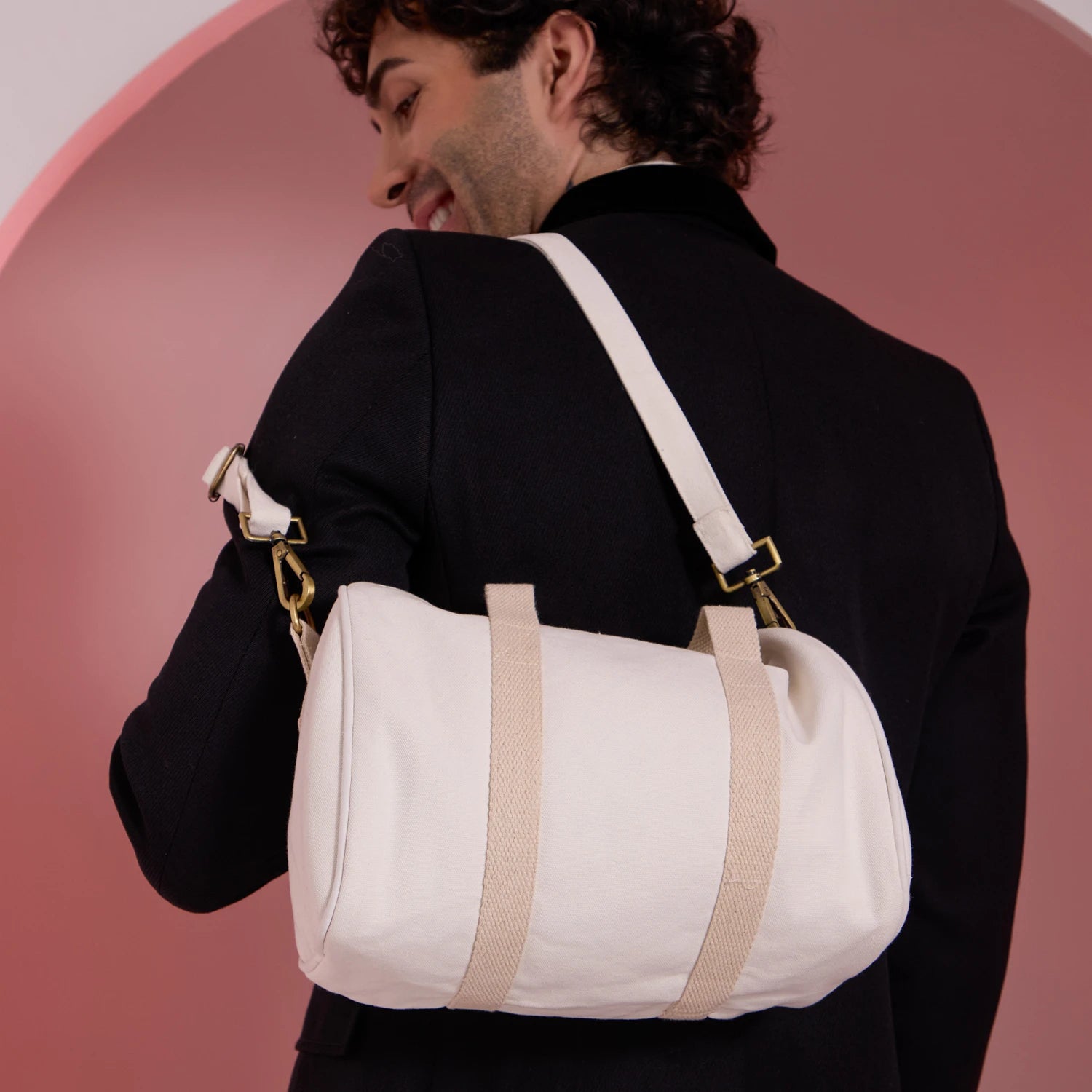 Perfect bag for daily use, Happy Boston Duffle Bag for Travelling