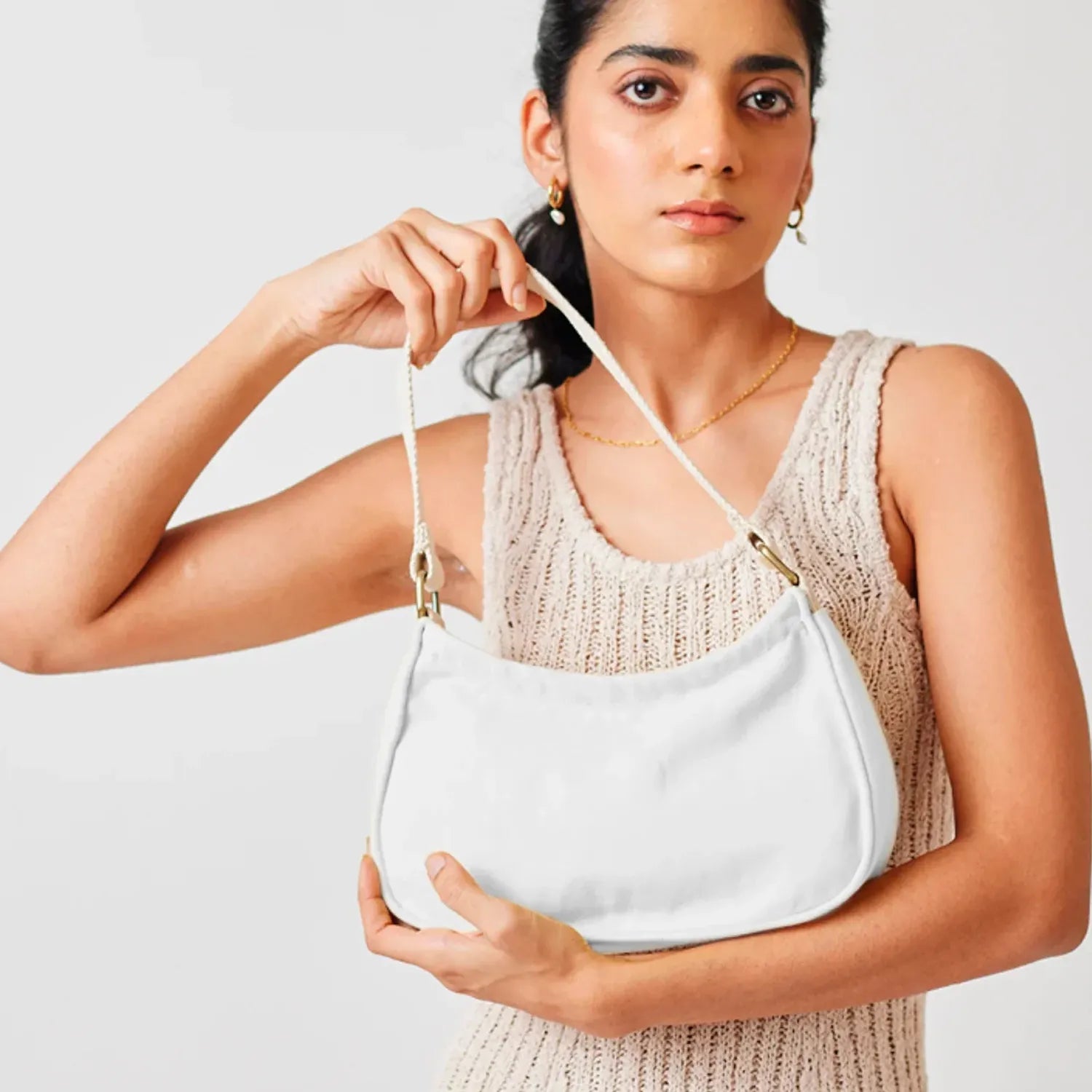 Practically and fashion, bruno handbag for ladies at best prices