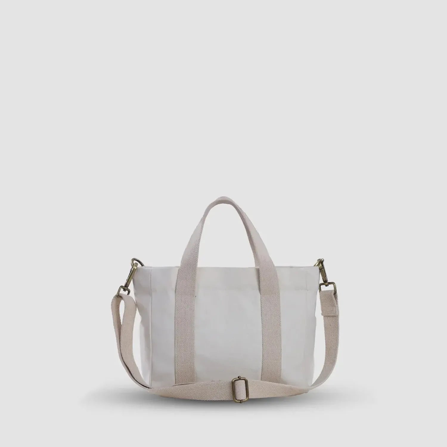 Small and stylish crossbody bag for ultimate versatility