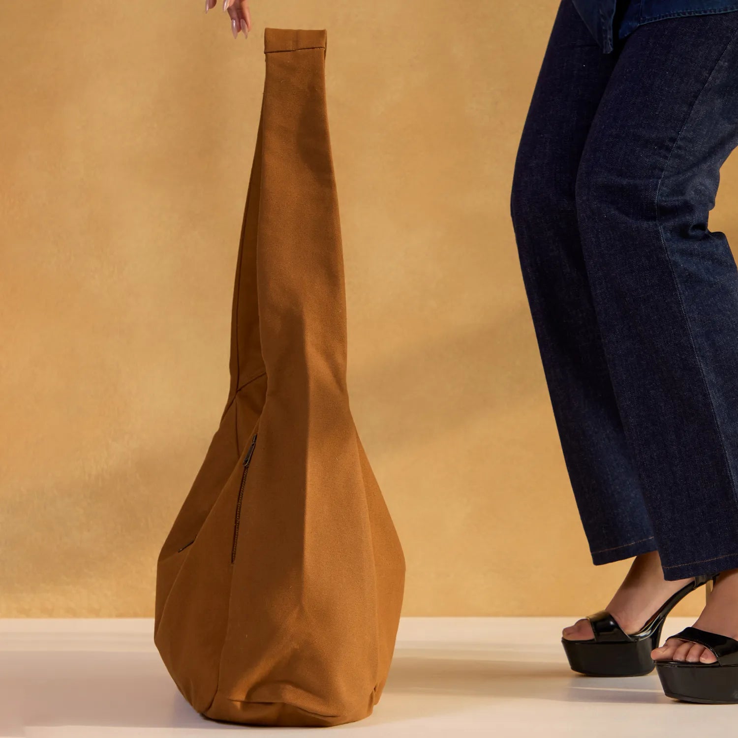 Available online, our stylish Jojo Hobo shoulder bag for women online