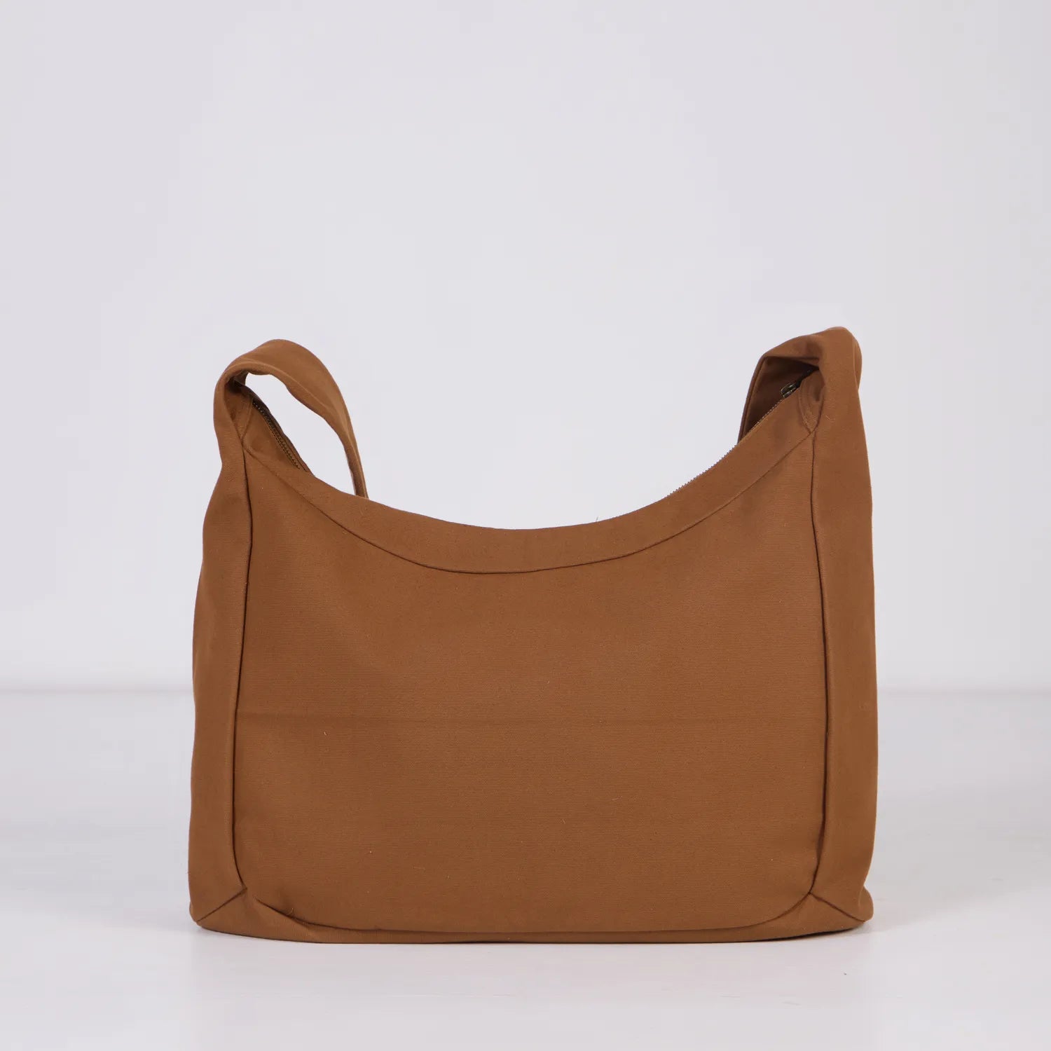 Perfect for every ocassion, our Jojo Hobo Crossbody Bag Men are available online