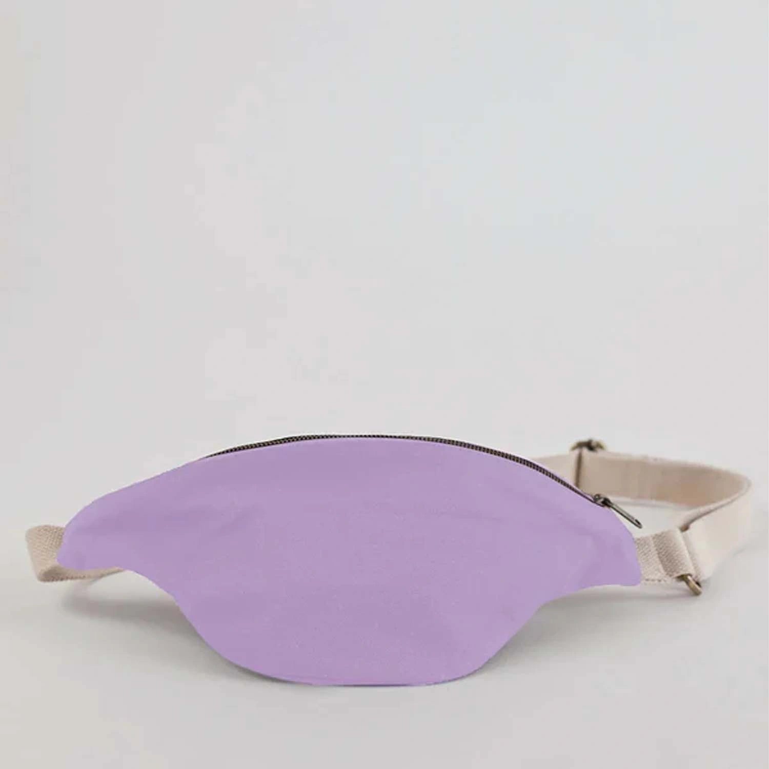 "Ergonomic Safira banana-shaped bag for pets"