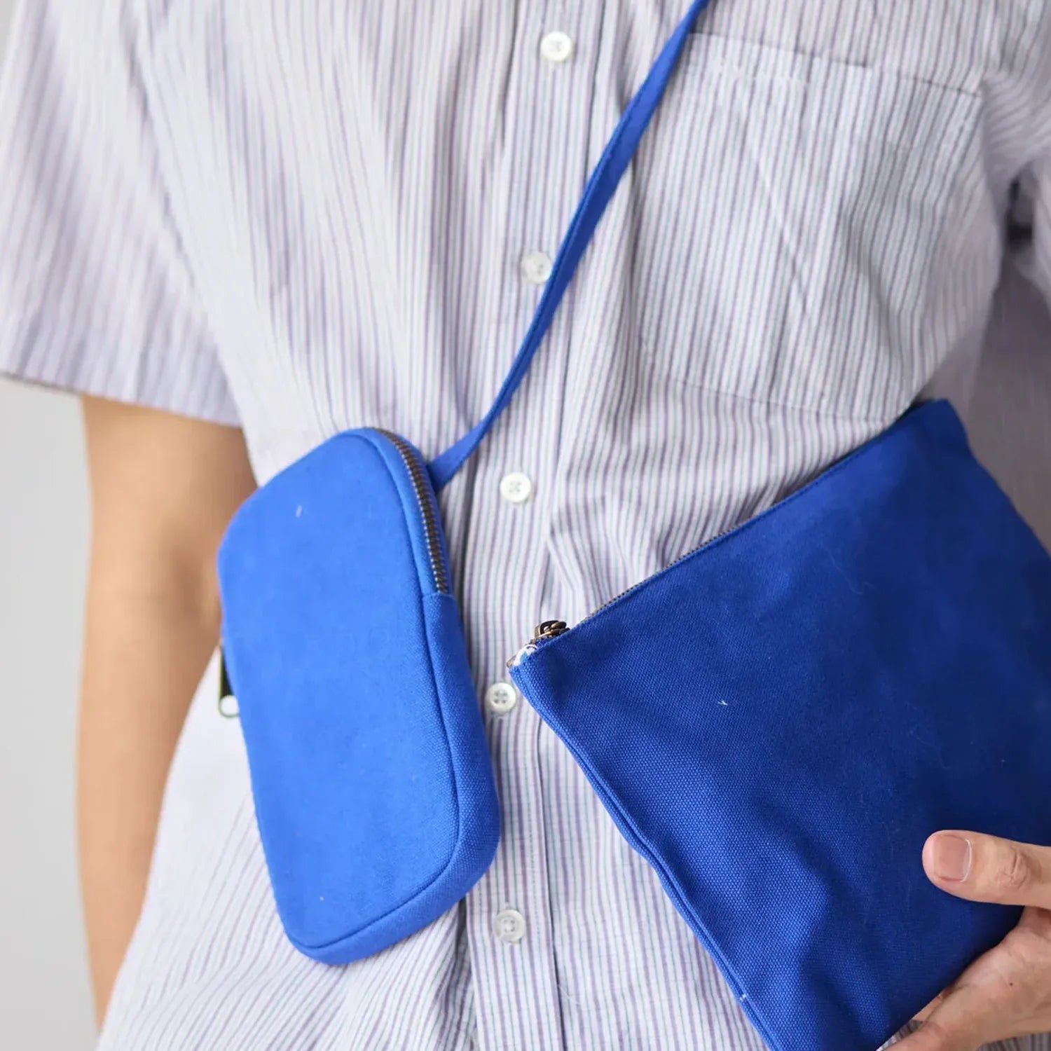 Perfect while travelling, buy our Lodhi bag of phones online
