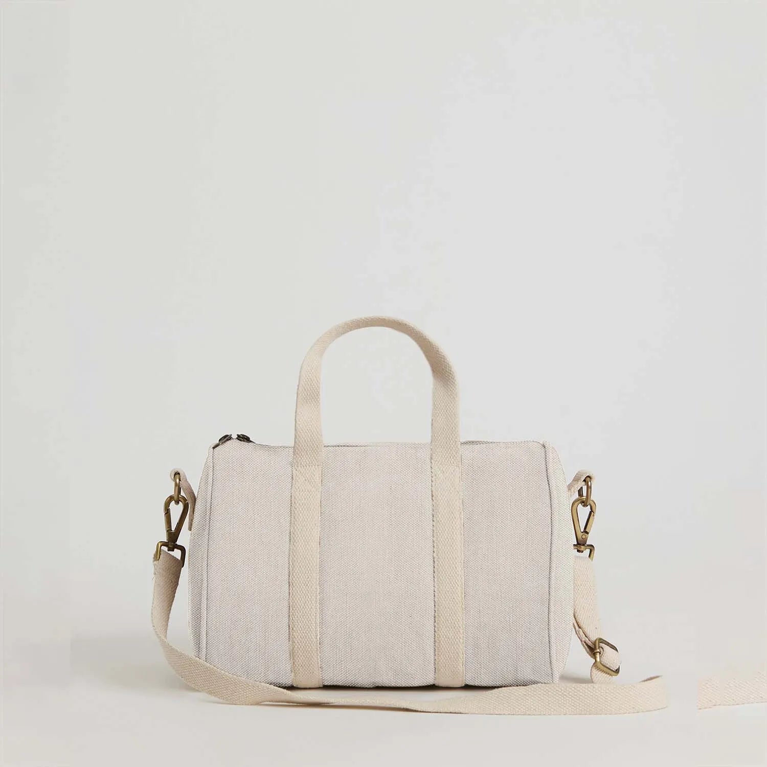Designed for the busy lifestyle, our happy Boston men's duffle bag