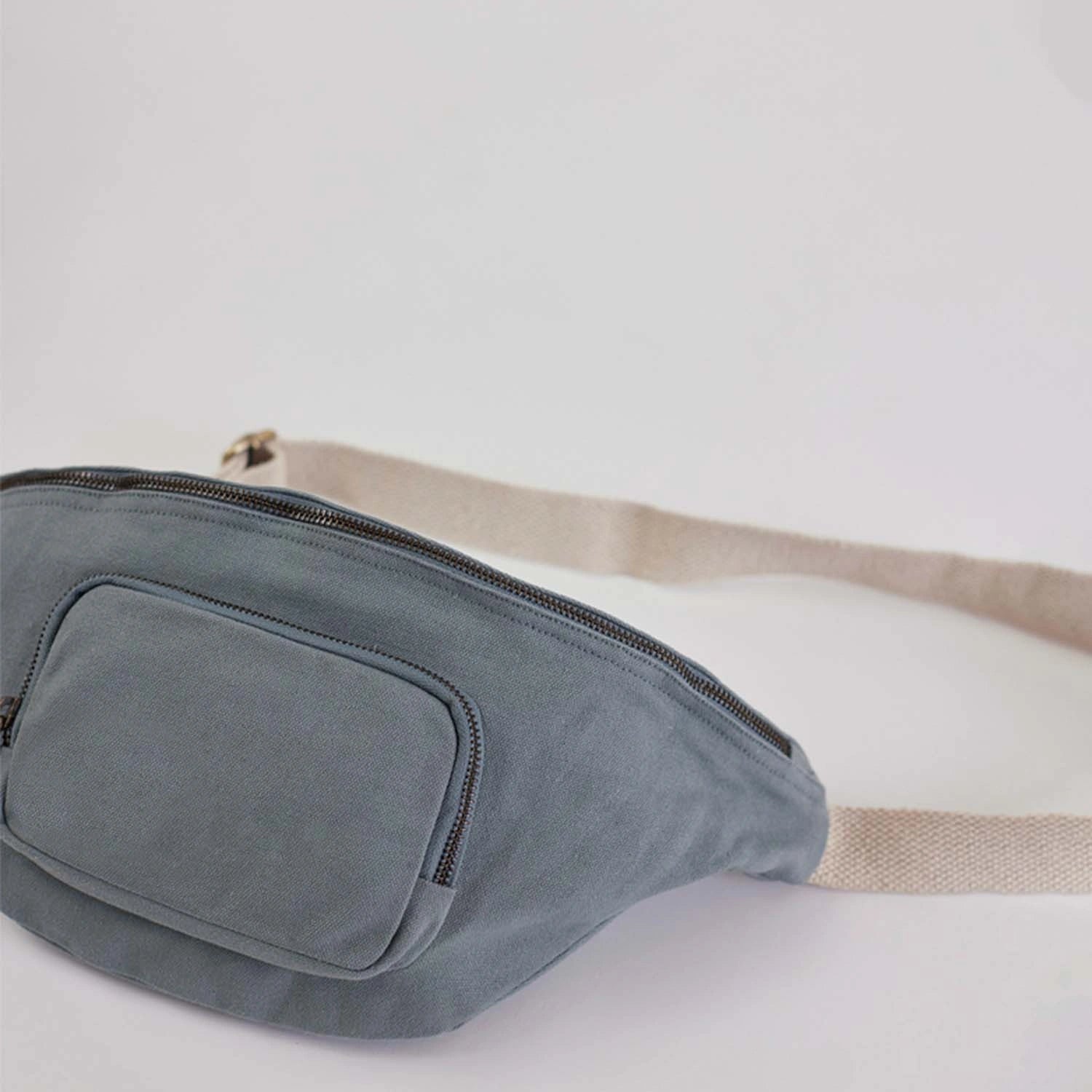 Sif Saf Banana Bag for carrying essentials with ease