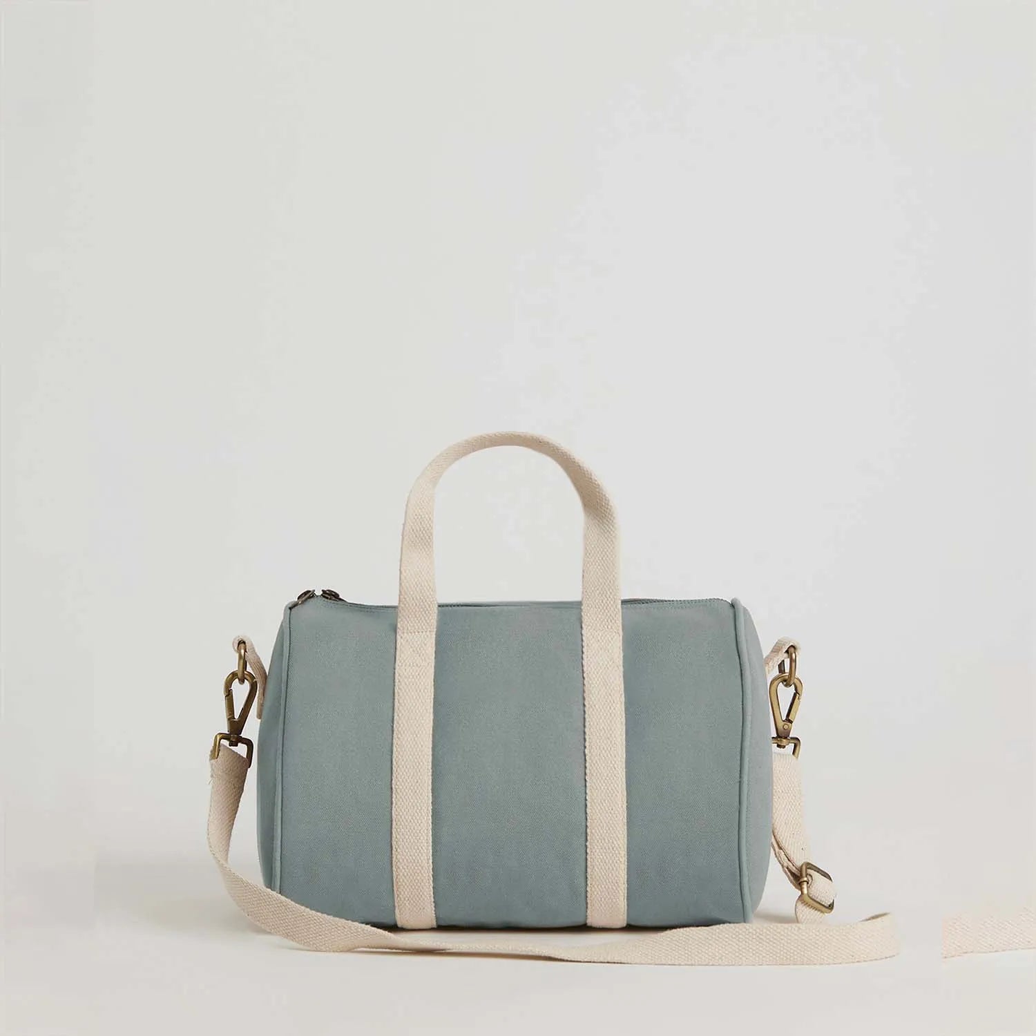 Perfect travel companion, our Happy Boston women's duffle bag