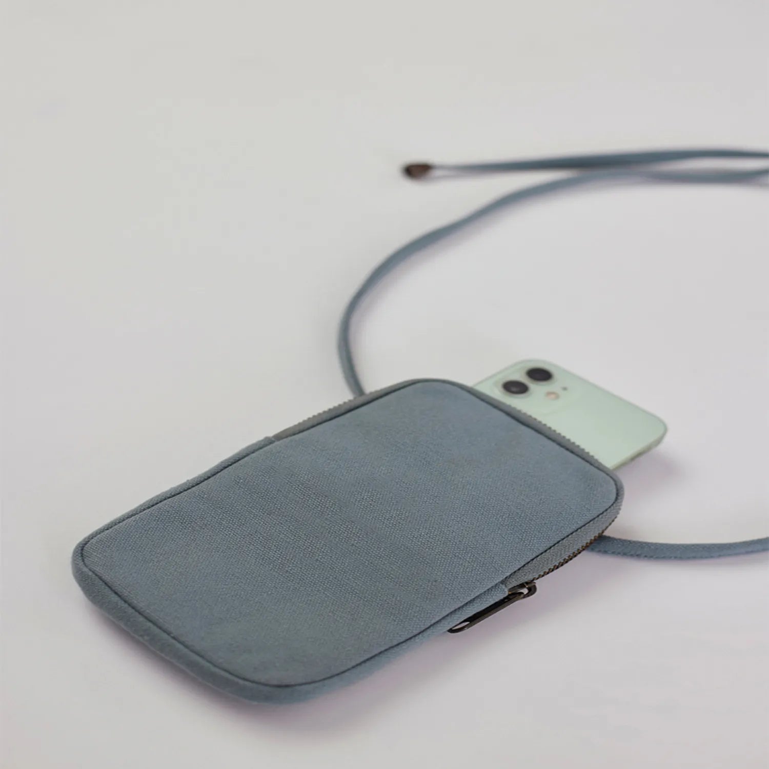 Keep your phone safe with our Lodhi pouch phone online