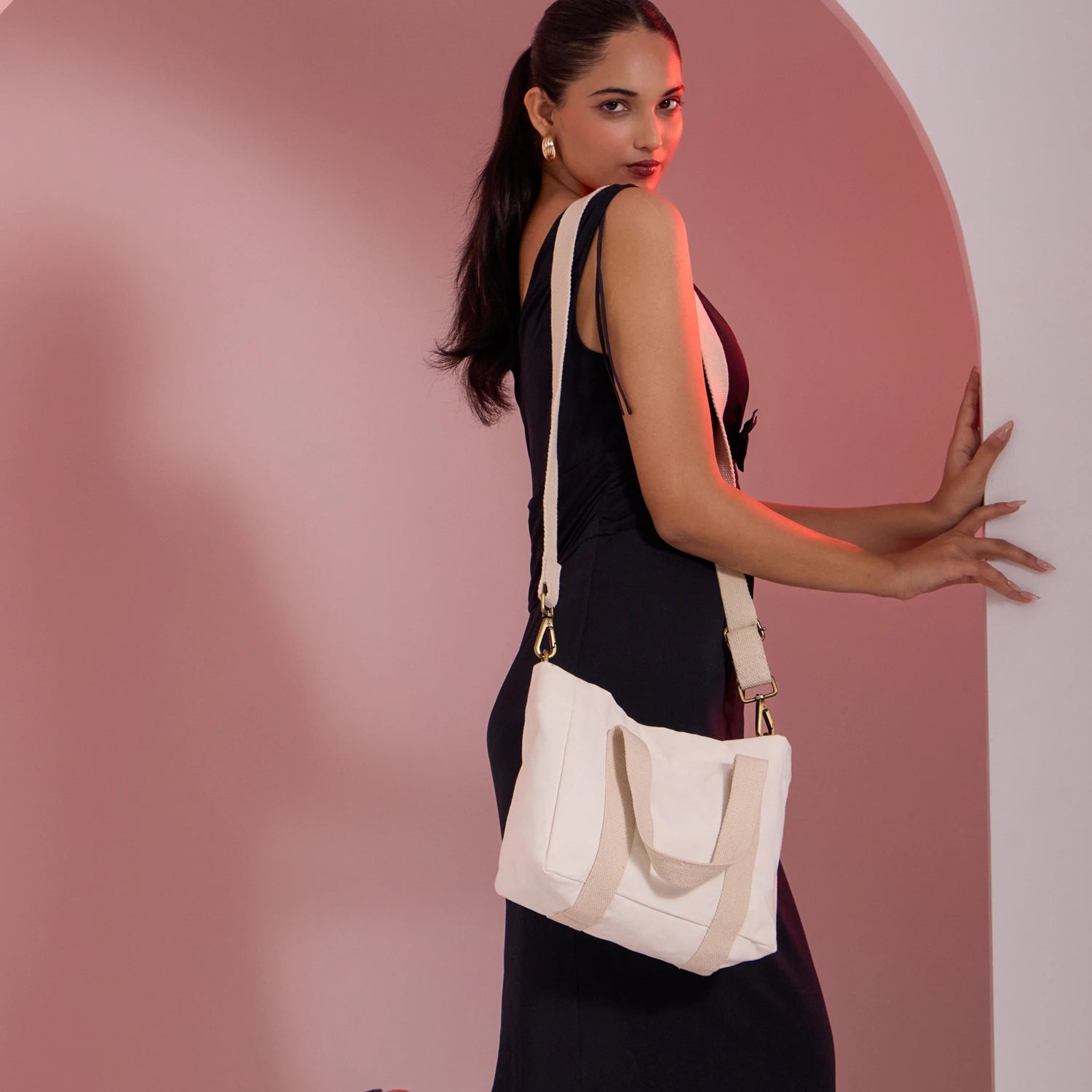 Chic and functional mini crossbody bag for essentials