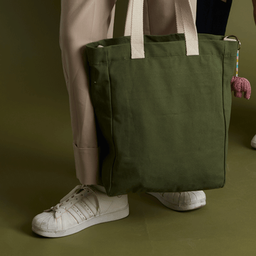 Large, versatile Suni Shopper Bag ideal for work or casual outings.