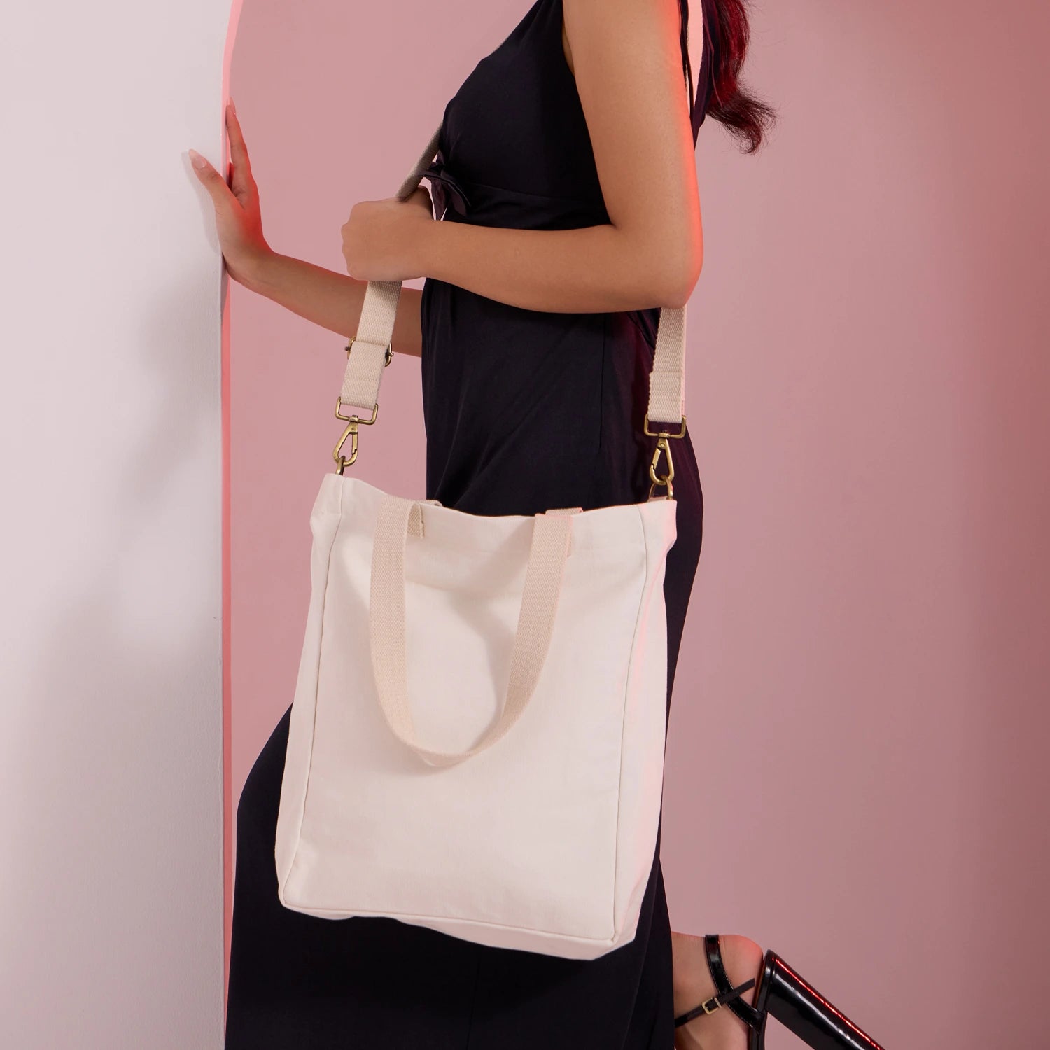 Ethically made tote bag with a modern aesthetic