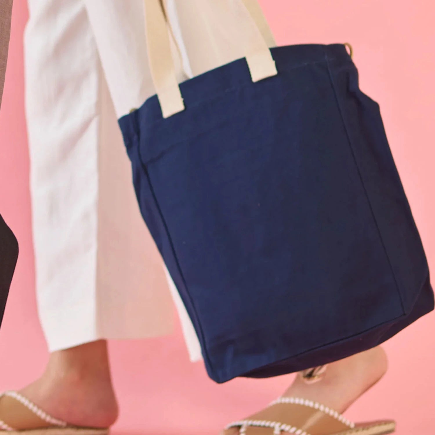 Travel-friendly design with lightweight durability