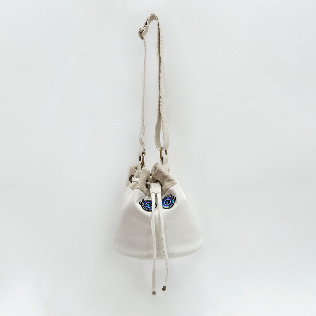 Cutie Eyes Ria Bucket Bag