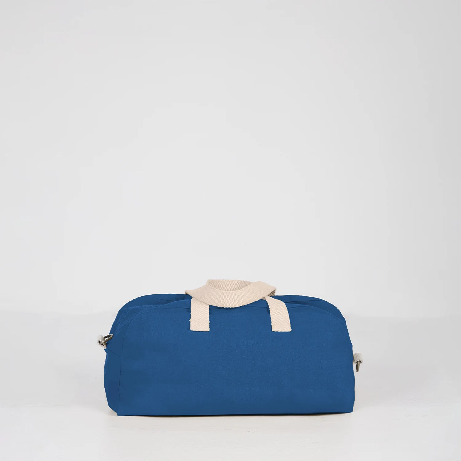 Online Baba Bowler Best Travel Bag - Medium, a luxurious yet durable exterior.