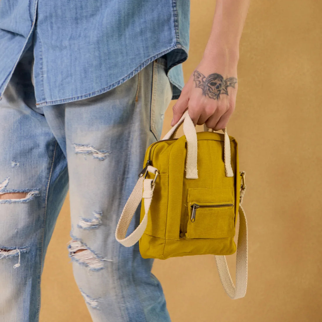 Mini Aki Crossbody Bag